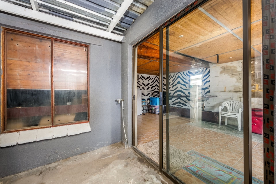 3 Bedroom Property for Sale in Silversands Western Cape